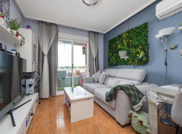 Resale - Apartment - Torrevieja - Torrevieja Centro