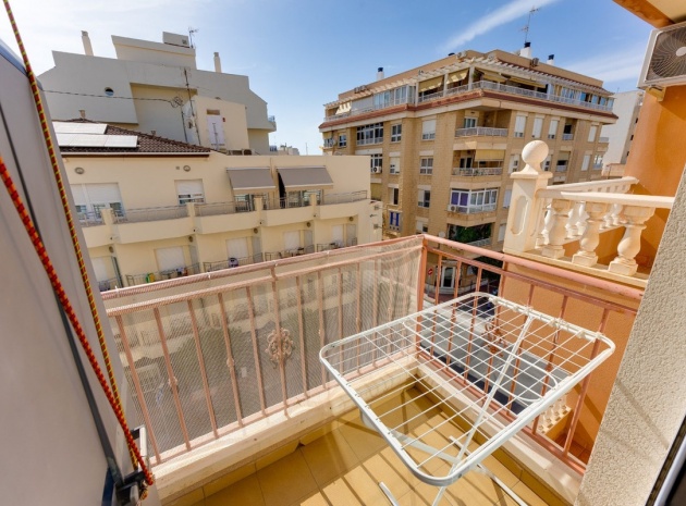 Wederverkoop - Appartement - Alicante - Parque de las Naciones