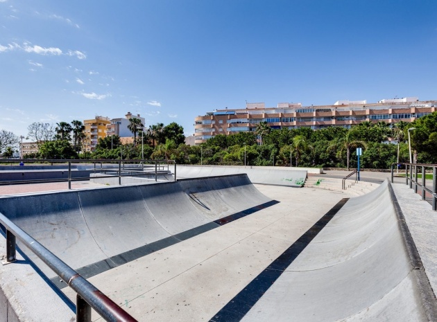 Wederverkoop - Appartement - Alicante - Parque de las Naciones