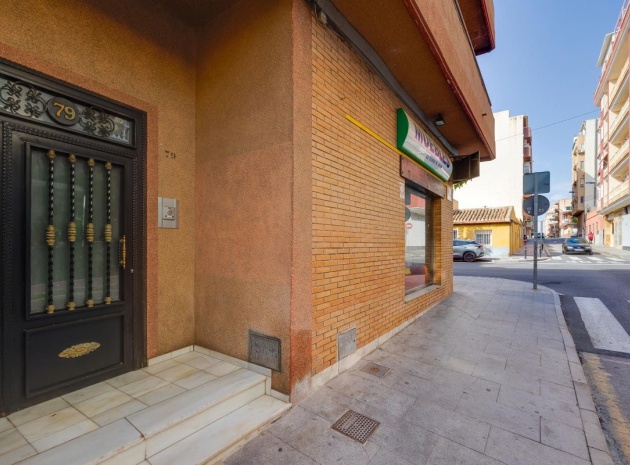 Återförsäljning - Lägenhet - Torrevieja - Torrevieja Centro