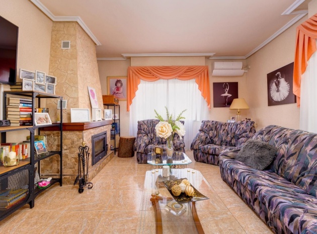 Återförsäljning - Lägenhet - Torrevieja - Torrevieja Centro