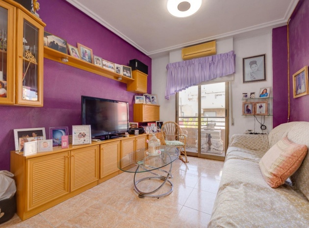 Återförsäljning - Lägenhet - Torrevieja - Torrevieja Centro