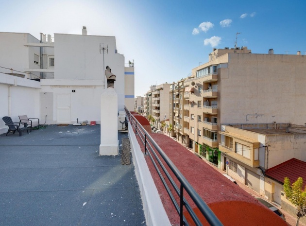 Återförsäljning - Lägenhet - Torrevieja - Torrevieja Centro