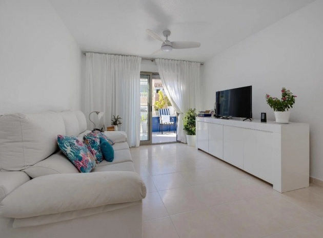 Resale - Apartment - Torrevieja - Torrevieja Centro