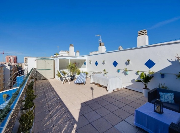 Resale - Apartment - Torrevieja - Torrevieja Centro