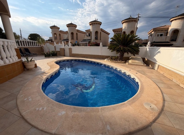 Wiederverkauf - Villa - Orihuela - Orihuela Costa