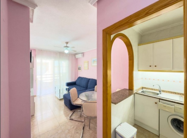 Resale - Apartment - Torrevieja - La Mata