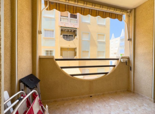 Resale - Apartment - Torrevieja - La Mata