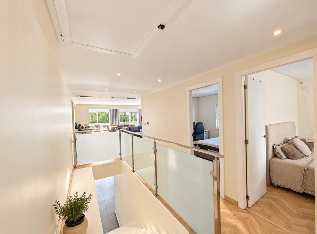 Resale - Villa - Torrevieja - Torrevieja Centro