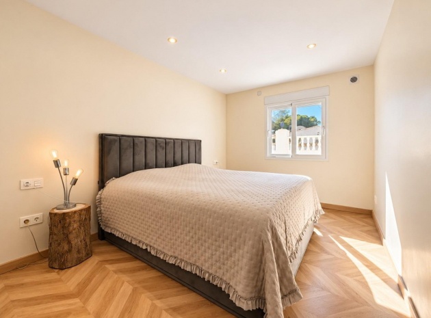 Resale - Villa - Torrevieja - Torrevieja Centro