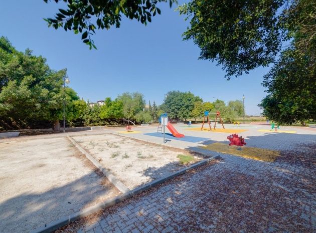 Återförsäljning - Lägenhet - Torrevieja - Jardin del Mar
