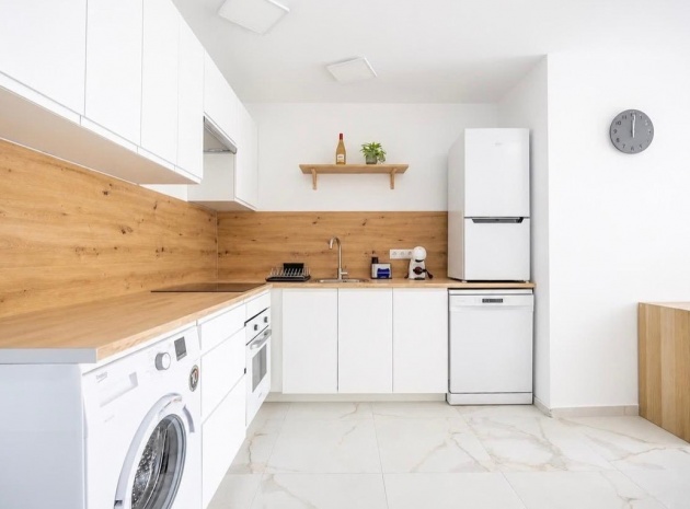 Wiederverkauf - Wohnung - Torrevieja - Torrevieja Centro