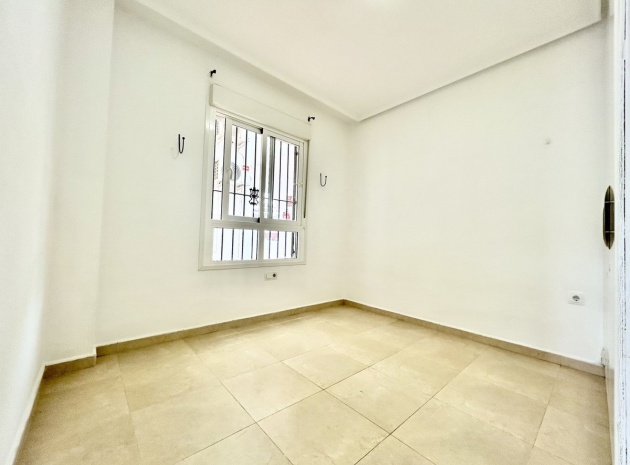 Wiederverkauf - Wohnung - Orihuela - Villamartin