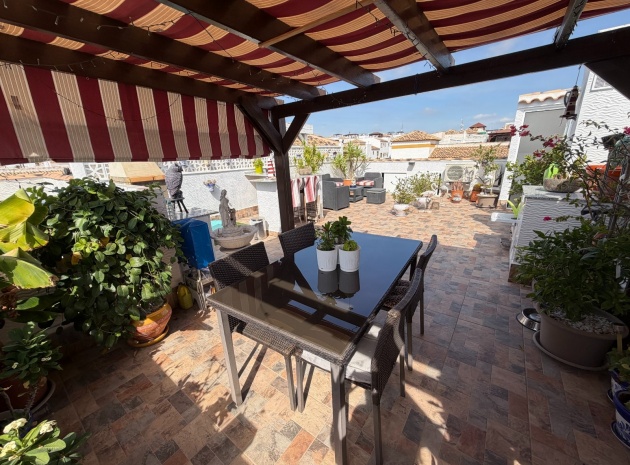 Återförsäljning - Lägenhet - Orihuela - Entre Naranjos