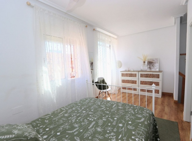 Återförsäljning - Radhus - Orihuela - Playa Flamenca