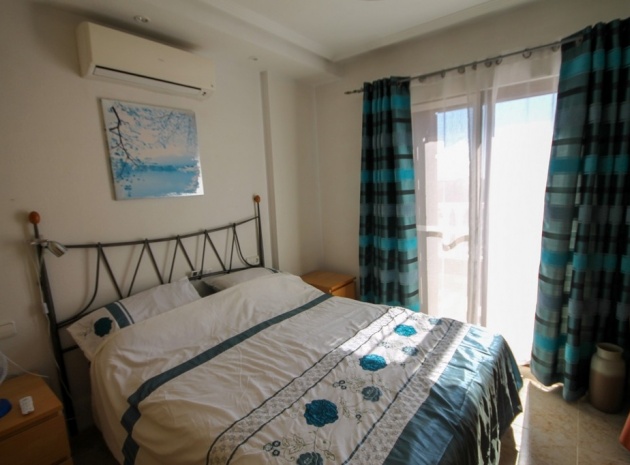 Återförsäljning - Villa - Orihuela Costa