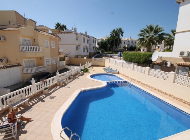 Återförsäljning - Villa - Orihuela Costa