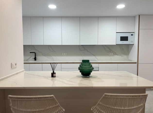 Wiederverkauf - Wohnung - Torrevieja - Torrevieja Centro