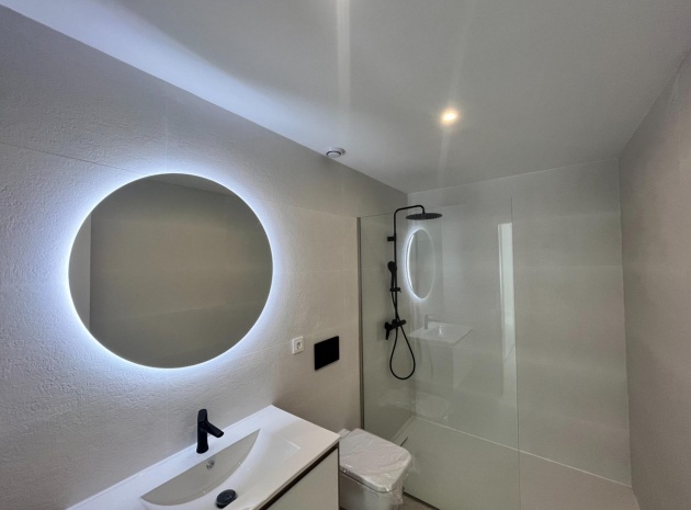 Wiederverkauf - Wohnung - Torrevieja - Torrevieja Centro