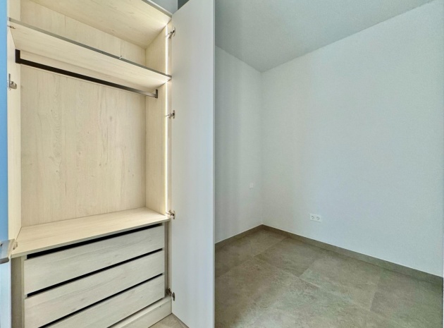 Wiederverkauf - Wohnung - Torrevieja - Torrevieja Centro