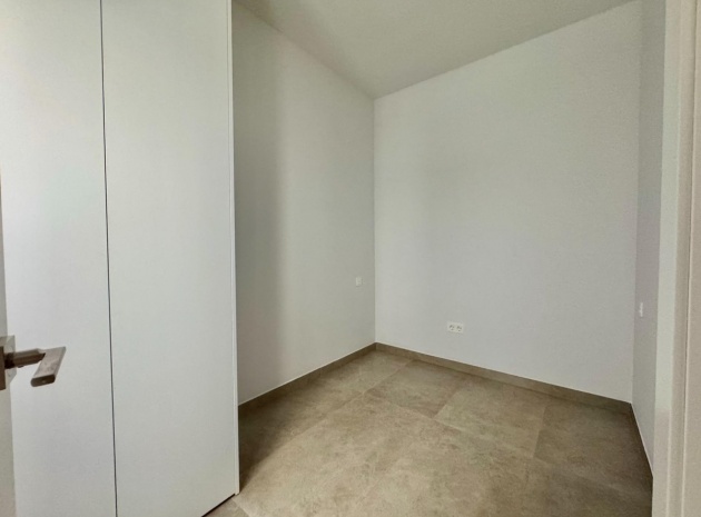 Wiederverkauf - Wohnung - Torrevieja - Torrevieja Centro