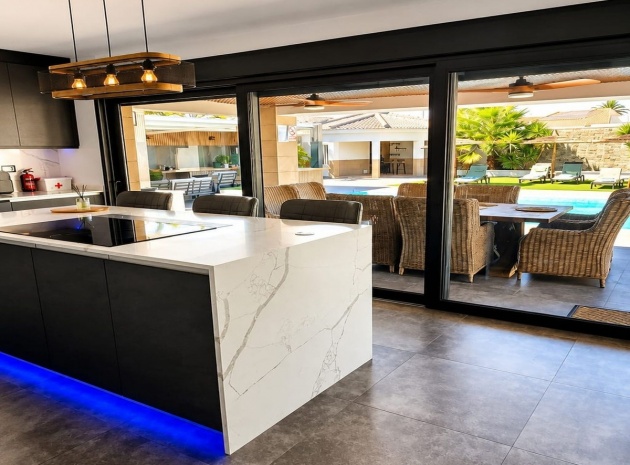 Wiederverkauf - Villa - Torrevieja - Torrevieja Centro