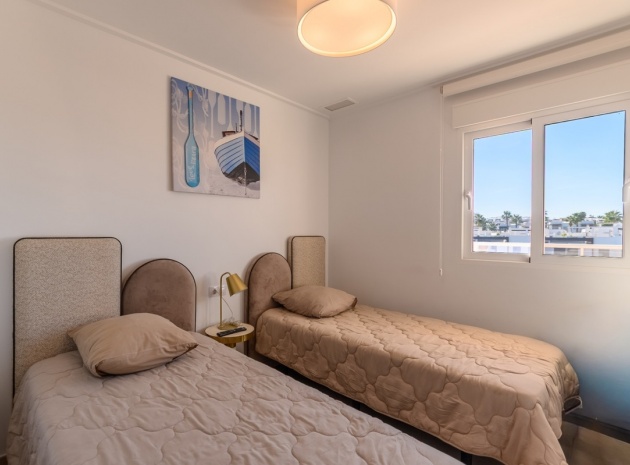 Wiederverkauf - Wohnung - Orihuela - Punta Prima