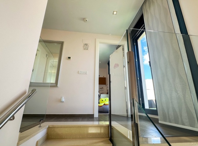 Resale - Villa - Torrevieja - Torrevieja Centro