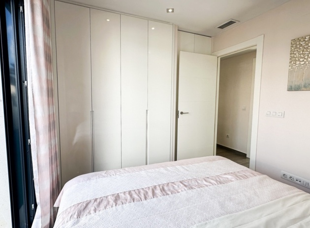 Resale - Villa - Torrevieja - Torrevieja Centro