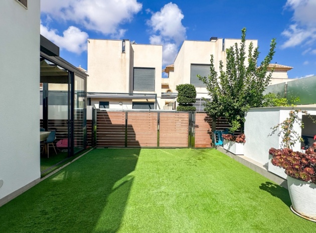 Resale - Villa - Torrevieja - Torrevieja Centro