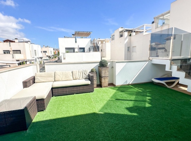 Resale - Villa - Torrevieja - Torrevieja Centro