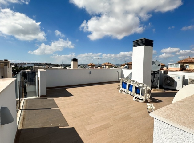 Resale - Villa - Torrevieja - Torrevieja Centro