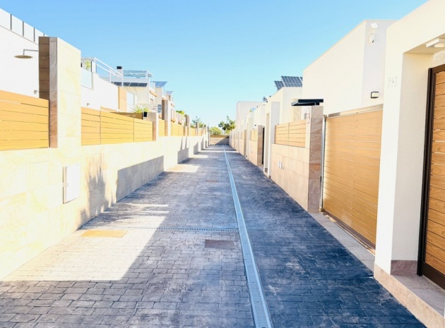Återförsäljning - Villa - Los Montesinos - Los Montesinos Centro