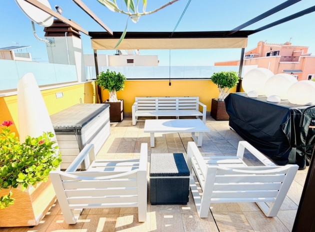 Återförsäljning - Villa - Los Montesinos - Los Montesinos Centro