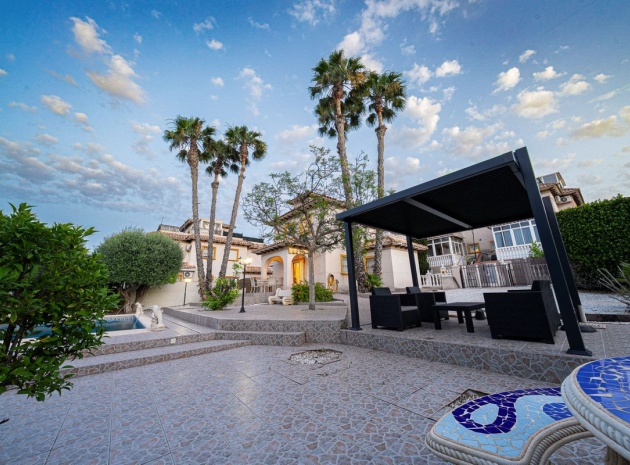 Wiederverkauf - Villa - Orihuela - Orihuela Costa
