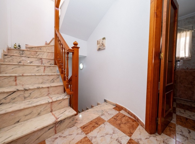 Wiederverkauf - Villa - Orihuela - Orihuela Costa