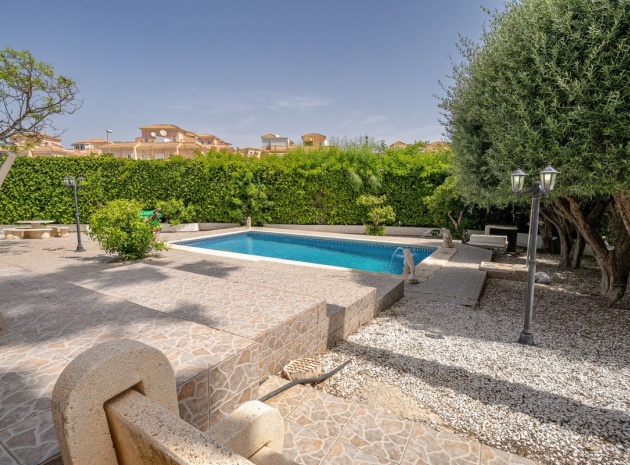 Wiederverkauf - Villa - Orihuela - Orihuela Costa
