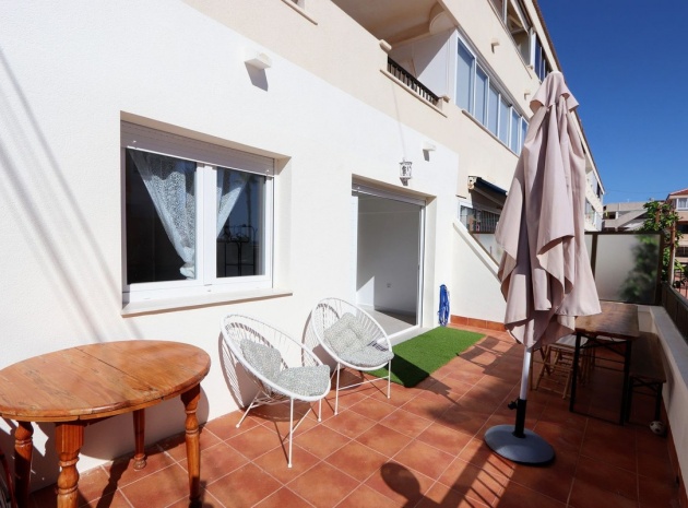 Återförsäljning - Lägenhet - Orihuela - Mil Palmeras