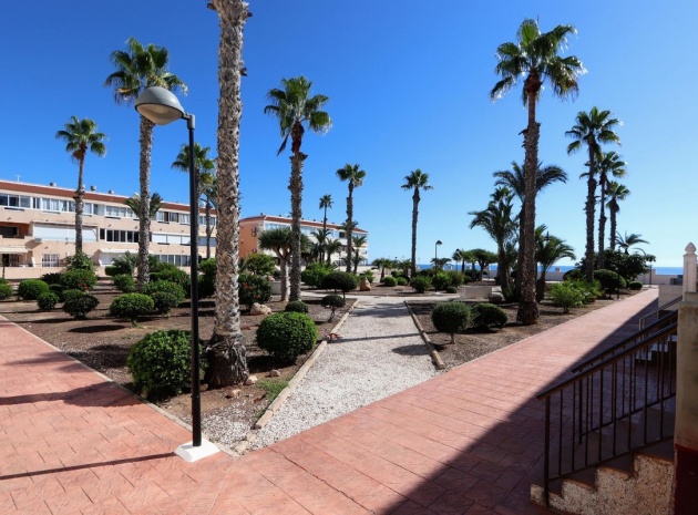 Återförsäljning - Lägenhet - Orihuela - Mil Palmeras