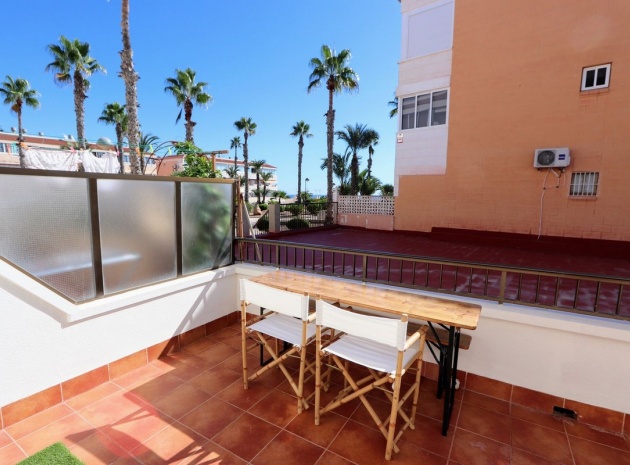 Återförsäljning - Lägenhet - Orihuela - Mil Palmeras