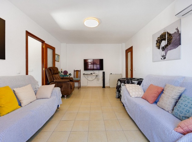 Återförsäljning - Lägenhet - Torrevieja - Torrevieja Centro