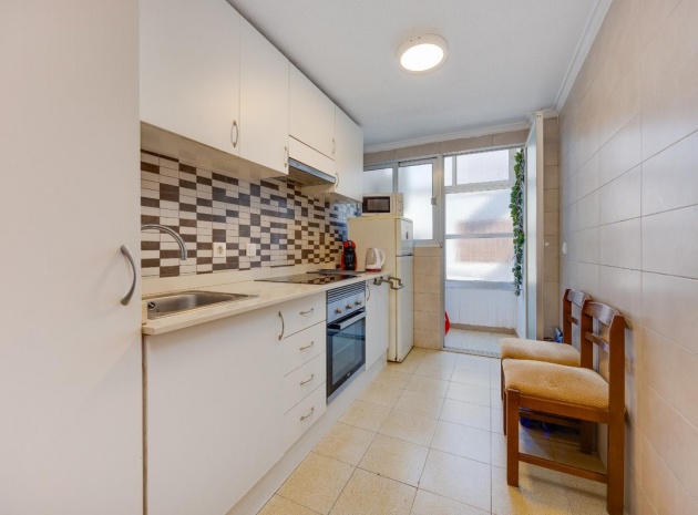 Återförsäljning - Lägenhet - Torrevieja - Torrevieja Centro