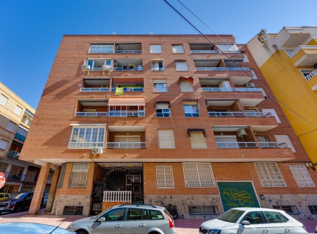 Återförsäljning - Lägenhet - Torrevieja - Torrevieja Centro