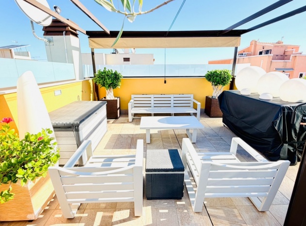 Wiederverkauf - Villa - Los Montesinos - La Herada