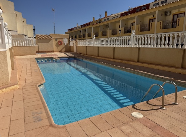 Resale - Townhouse - La Zenia - amapolas