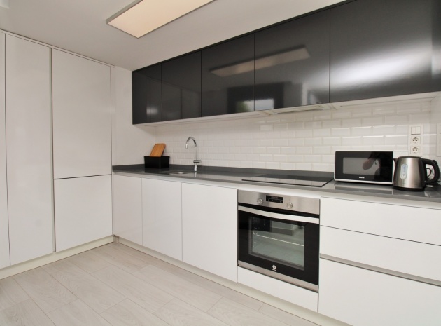 Wiederverkauf - Wohnung - Villamartin
