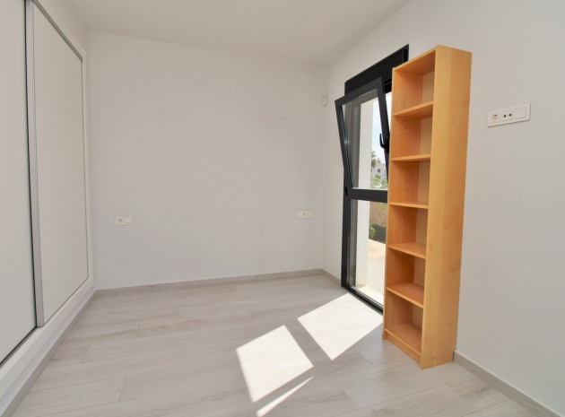 Wiederverkauf - Wohnung - Villamartin