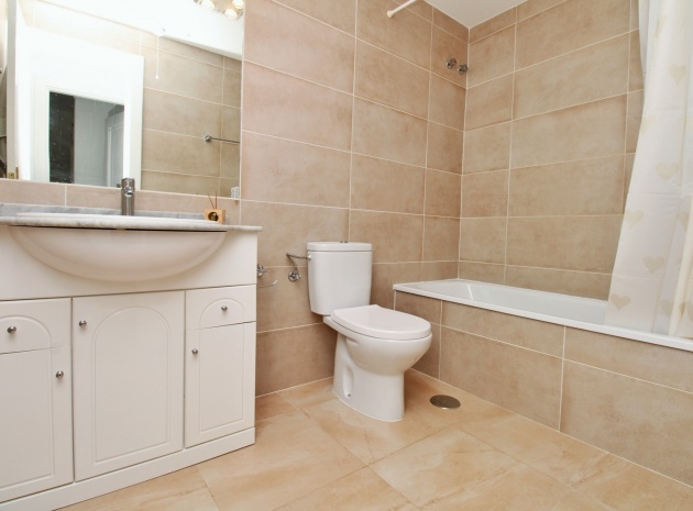 Resale - Bungalow - Villamartin - rioja