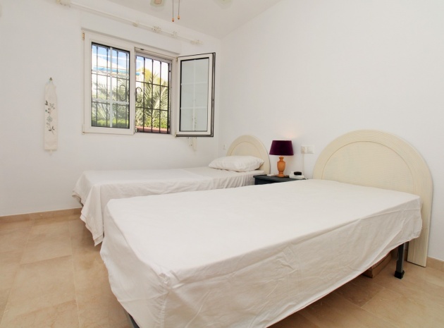 Resale - Bungalow - Villamartin - rioja