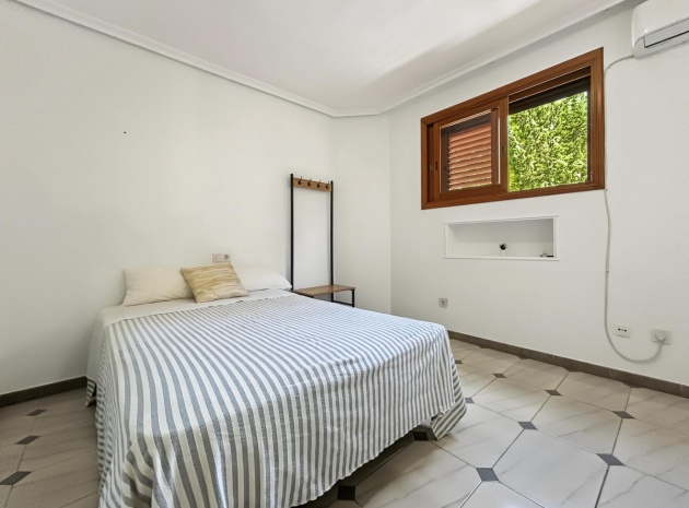Wederverkoop - Villa - Orihuela - Campoamor